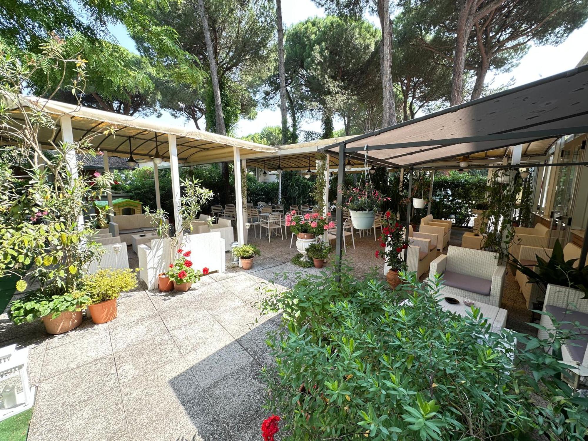 Hotel Fiorenza Milano Marittima Esterno foto
