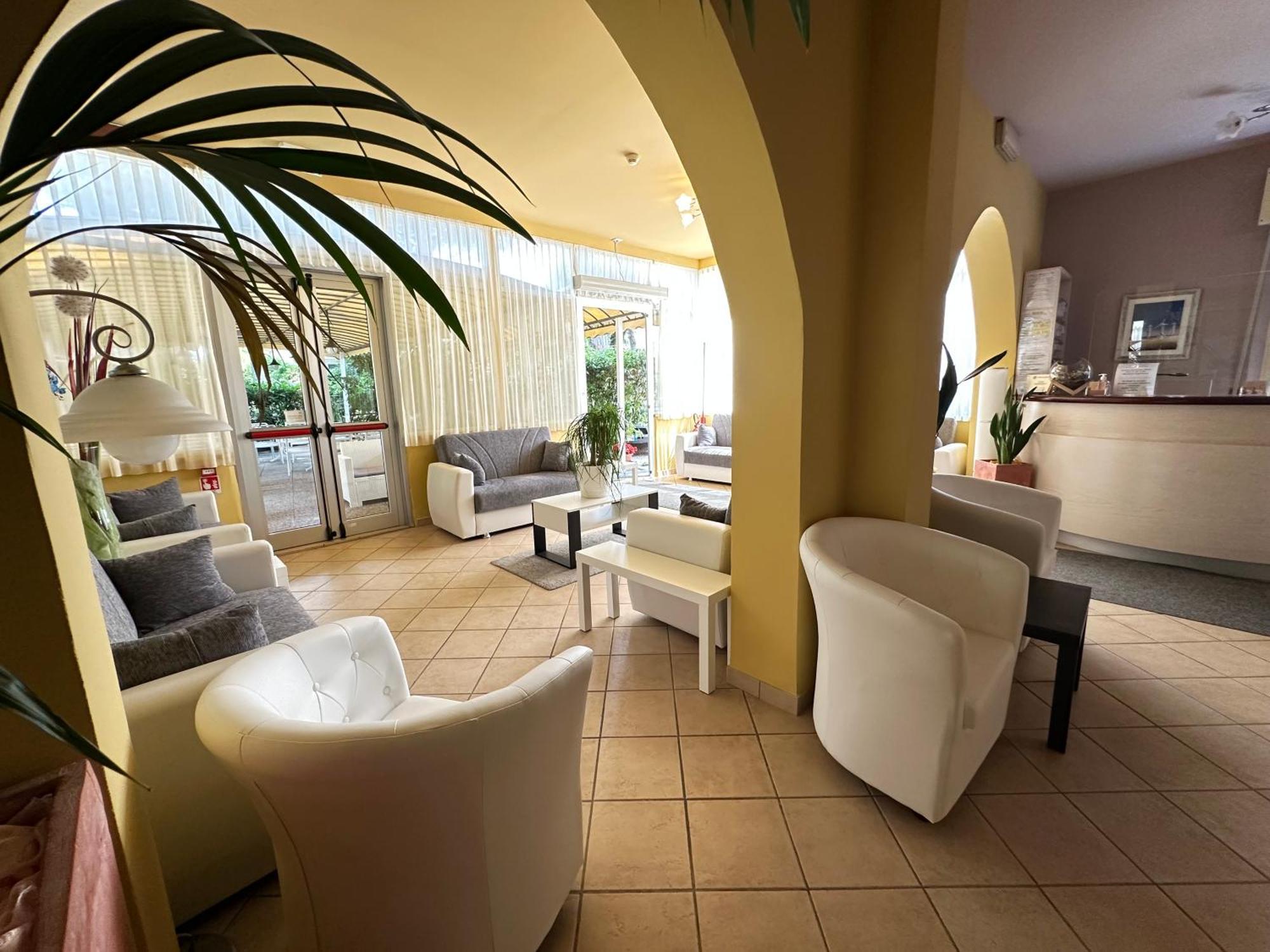 Hotel Fiorenza Milano Marittima Esterno foto